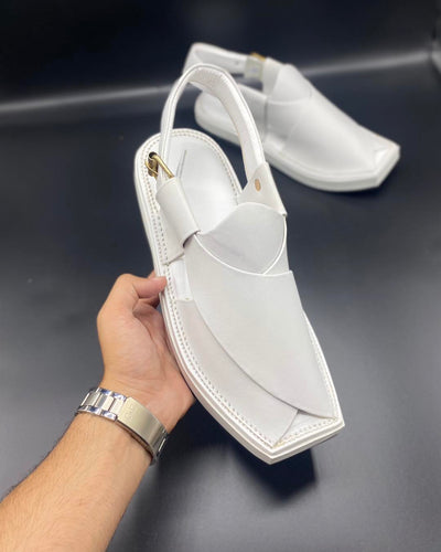 KAPTAAN WHITE EGALE
