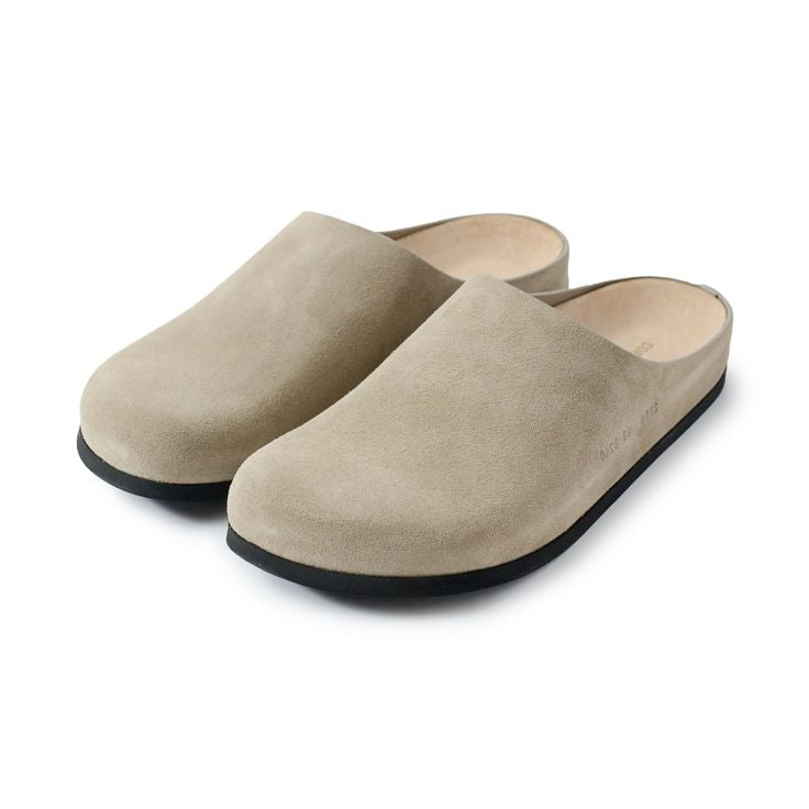 Causal Clogs